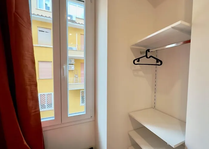 Apartment St Peter Center 5 Min To Metro A 3bedroom 2bathroom